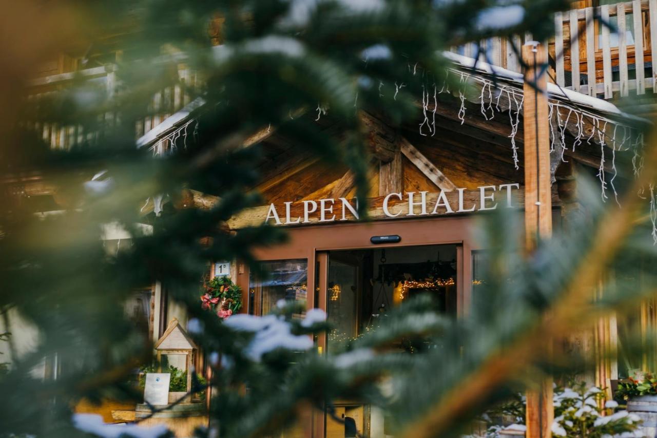 Alpen Chalet - Charme Mountain Hotel - Schilpario Exterior foto